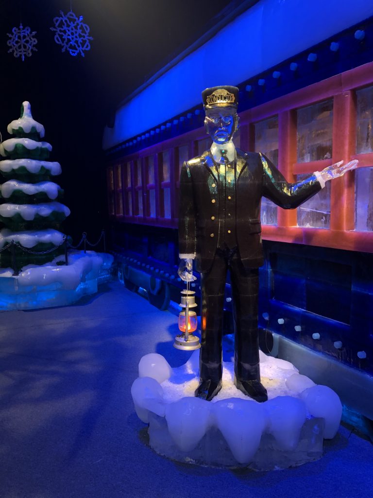 Gaylord Palms ICE 2019: Your Complete Guide - Amber Likes