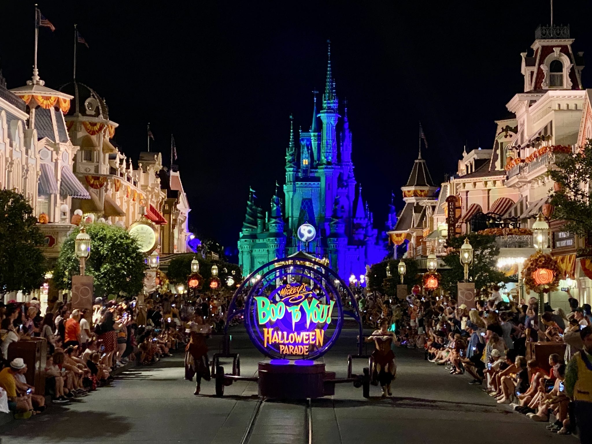 Halloween at Disney World with Not So Scary Party and More Amber Likes